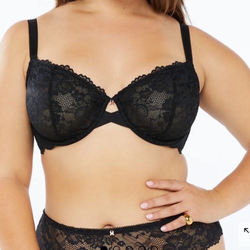 Savage X Fenty Black Floral Lace Unlined Bra Sz 40DD